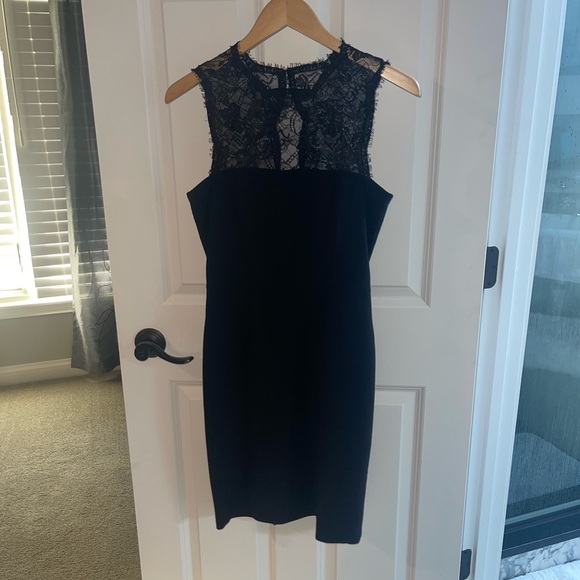 Emilio Pucci Sheath Dress Black Lace Embellishment Sleeveless Exposed Zip Back 6 - Picture 4 of 10